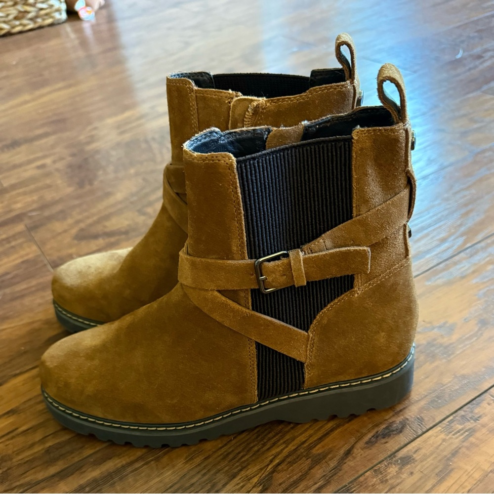 Donald Pliner Captain Suede Boots